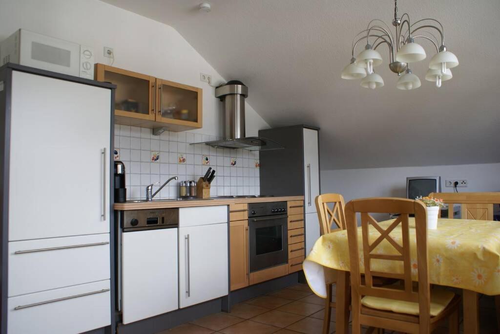 Freundlich Helles Appartment Köln Dış mekan fotoğraf